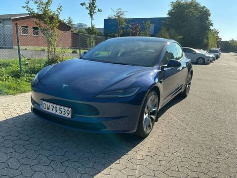 Tesla Model 3 2024 z Danii